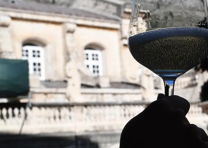 Apartament Dome And Beyond *